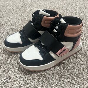 Dream Pairs Stylish Black and Pink Kids Shoes